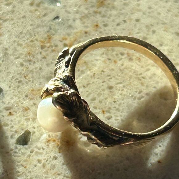 14K Gold Pearl Leaf Motif Antiqued Vintage Ring Thick Band Personal Collection 7 - Picture 8 of 16